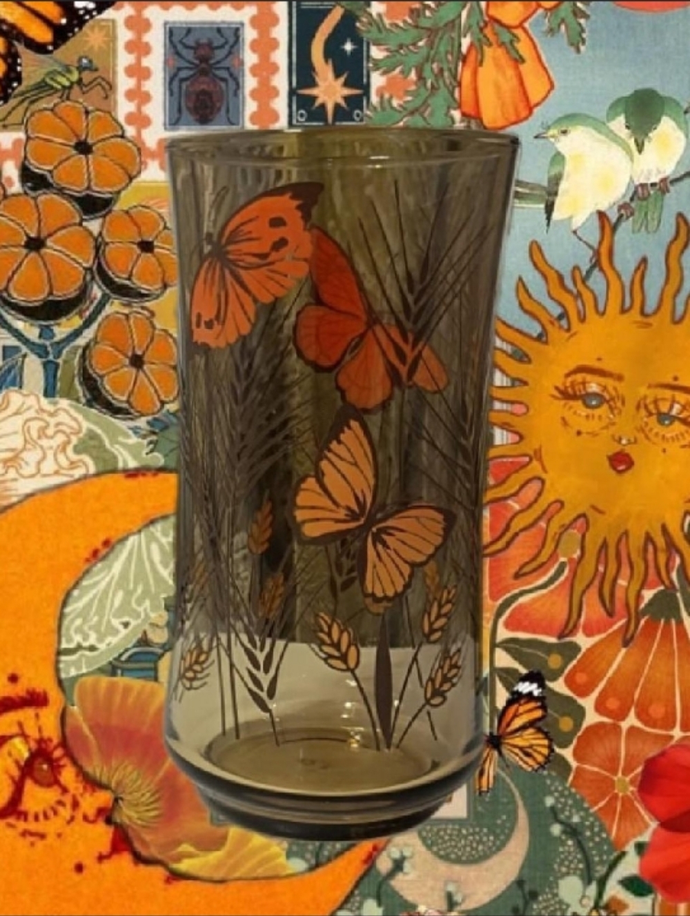 Vintage 70s MCM Libbey Glass "Garden Party" Butterfly & Wheat Smokey Glass Cup